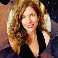 Ellen Dreher's Instagram, Twitter & Facebook