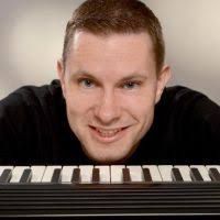 M* in Mitglieder gefunden Kostenlos Künstler finden Agenturen und  Veranstalter suchen mit KultNet dem Kulturportal für darstellende und  bildende Künstler und Künstlerinnen