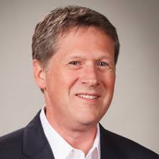 As a global company of 730K people Accenture has a great deal of important  employee communication.