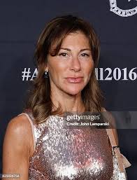 Jo Vickers's Instagram, Twitter & Facebook