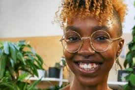 Nanette Simmons's Instagram, Twitter & Facebook