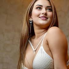 Instagram video by Amara Alexa • Dec 18, 2024 at 8:25 AM