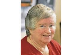 Betty Buss's Instagram, Twitter & Facebook