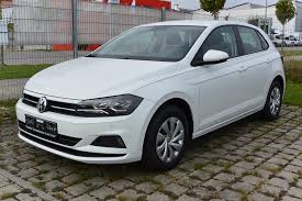 Volkswagen Polo Highline 1 0 Tsi Opf Dsg 70 Kw 95 Ps Automatik 7 Gang Doppelkupplungsgetriebe Alufelgen Sportsitze Leder Multifunktionslenkrad Klimaanlage Bluetooth Usb Radio Composition Colour Coming Home Front Assist Reimport Eu Neuwagen Zum