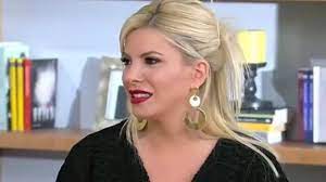 Ποια είναι τελικά η αντελίνα βαρθακούρη; Celebrities Yupiii Gr