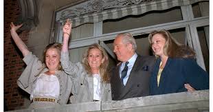 Financement du fn et celle de. Jean Marie Le Pen Et Ses Filles Une Tragedie Familiale