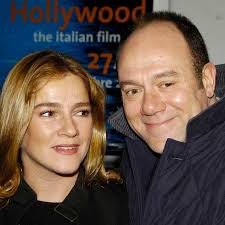 A darne notizie è l'attore e regista romano che in un video su facebook dice: Carlo Verdone Io Natale E Le Donne Che La Vita Mi Ha Regalato Amica