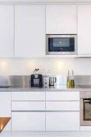 Transitional kitchen cabinets can be more traditional cabinet designs with modern hardware, or a kitchen with modern shaker cabinets as for a beautiful modern, rustic, or contemporary kitchen with white cabinets, you can complete the looks with a dynamic backsplash and a gorgeous floor. Simple Tips On How To Decorate Your Kitchen S Interior Modern Interior Design Modern White Kitchen Cabinets White Modern Kitchen Kitchen Design Modern White