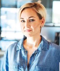 NeW is celebrating Entrepreneurship Month, and today we're spotlighting  Jenna Landmon! Jenna is a NeW alumna from Boston College and the Founder  and President of "Paisley's Difference," a nonprofit dedicated to inspiring