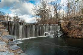 An easy, pretty hike with a waterfall in new jersey's watchung reservation is the lake surprise loop trail. Hyperlocal Watchung Reservation Nj Com