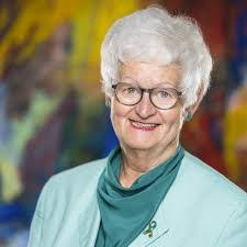 Diane Hodel's Instagram, Twitter & Facebook