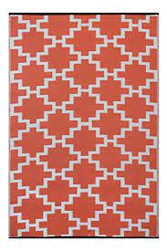 Teppich modern designer wohnzimmer geometrisch wellen muster david fussenegger goliath teppich. Green Decore 120 X 180 Cm Solitude Wendbarer Oko Teppich Aus Recyceltem Kunststoff Plastik Fur Innen Und Aussen Federleicht Koralle Weiss Teppich Traumshop De