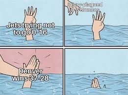 Don T Fumble By Missing Out On These Football Memes Football S Back Memes