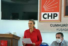 chp kusadasi kadin kollari baskani aysegul dagli dan karanlik zihniyete sert tepki bu ulkenin ozlem cercioglu gibi basarili kadinlara ihtiyac kadin baskanlar