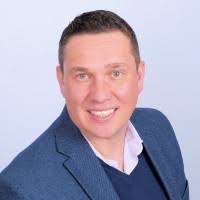 200+ "Robakowski" profiles