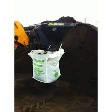 Simply add this soil to your raised bed garden to grow your vegetables, fruits, flowers and herbs with organic nutrients you can count on. Buildbase Topsoil Bulk Bag