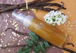 Recette Serum Ayurvedique Fortifiant Pour Les Cheveux Au Jasmin Aroma Zone Cheveux Serum Secrets De Beaute