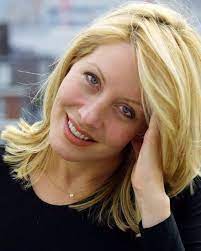 Linda Kozlowski.