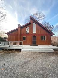 1 Sleepy Hollow Pentway, Ledyard, CT 06335