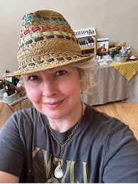 Day 4 💛 The Art of the Art of Setting Boundaries 🎊 Setting Retirement  Boundaries 🏡 Honoring my journey! From higher education to certifications  in Herbal Medicine, Sound Healing, Meditation, Neurographics, Data