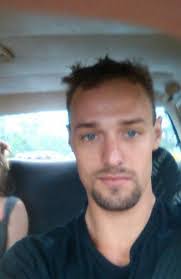 Leslie Armitage's Instagram, Twitter & Facebook