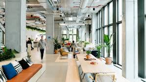Filter 24 reviews by the users' company size, role or industry to find out how wework works for a business like yours. Wework Frankfurt Taunusanlage Alle Infos Bilder Preis