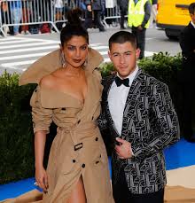 Jointly known as 'nickyanka' they got married in december last year in an elaborate wedding ceremony spanning days and multiple locations. Nick Jonas Priyanka Chopra Neues Paar Am Hollywood Himmel