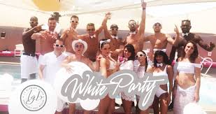 Location vente naturiste cap d'agde. L Equipe Type Lgb Le Glamour Beach Cap D Agde Facebook