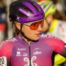 Alicia has 1 job listed on their profile. Wh9fc846bwcnum