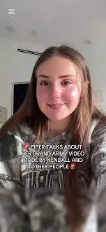 Olivia Piper's Instagram, Twitter & Facebook