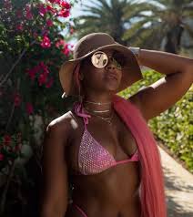 A countdown on a fake bobby shmurda website had fans thinking he was coming home soon, but he and rowdy do have upcoming court dates. Sexy Ashanti S Latest Look