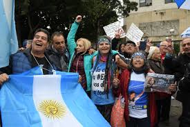 Resultado de imagen para juicio a cristina gente en tribunales