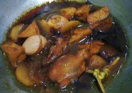 Seperti empat resep telur puyuh yang lezat dan bikin anggota keluarga jadi semakin ketagihan berikut ini. Resep Semur Ayam Telur Tahu Dan Kentang Anti Gagal Resep Masakanku