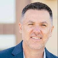 Erik Ingram's Instagram, Twitter & Facebook