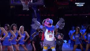 Clippers introduced their new mascot chuck, a california condor who personifies the passion and be relentless drive of team owner steve ballmer. Ben Golliver On Twitter Los Angeles Clippers Introduce New Mascot Chuck The Condor Https T Co E27kpqhvwe