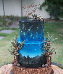 36 Space Cakes That Are Out Of This World In 2020 Unique Wedding Cakes Cool Wedding Cakes Wedding Cake Strain