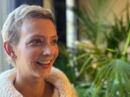 Linda Klaassen's Instagram, Twitter & Facebook