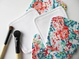 Diy Carres Demaquillants En Tissu Les Plaisanteries Disque Demaquillant Lavable Coton Demaquillant Lavable Tuto Couture Lingette