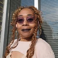 30+ profils pour “Danielle Holley”