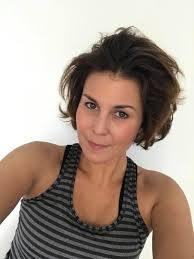 Vanessa blumhagen frisur lederjacke frisuren kurz kurze haare deutsche schnittchen jacken frau beine. Facebook