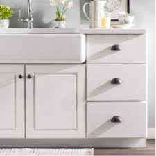 In this episode, wood magazine's kevin boyle pulls the drapes back on the mystical drawer installation. How To Install Kitchen Cabinet Hardware The Flooring Girl