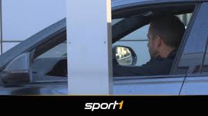 Munich (ap) — bayern munich hired leipzig coach julian nagelsmann on tuesday to replace the departing hansi flick starting next season. Hier Kommt Der Neue Bayern Trainer Hansi Flick An Sport1 Youtube