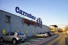 Le secours populaire organise sa grande braderie ce samedi 11 juillet 2020 à lille (nord). Nord Carrefour Se Mobilise Pour La Journee Des Oublies Des Vacances Du Secours Populaire Francais Lille Actu