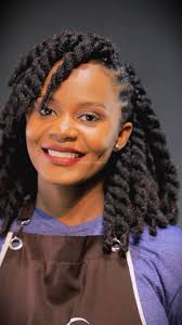 This is The Natural Fluffy Kinky Twisting. Please give Credit To  @mauricedacrochetmaster