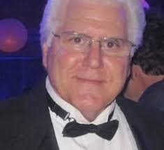 Iris Simons's Instagram, Twitter & Facebook