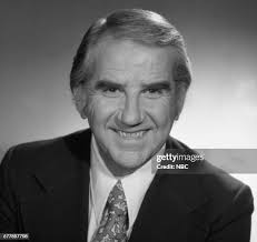 Finger fitness advocate Greg irwin, host Johnny Carson News Photo