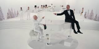 Résultat de recherche d'images pour "a very murray christmas"