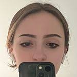 Christine Parshall's Instagram, Twitter & Facebook