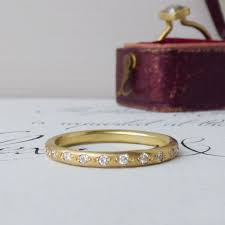 The Oriana Ethical Wedding Ring Shakti Ellenwood Ethical Wedding Rings Fairtrade Gold Traditional Engagement Rings