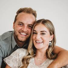 Amazon.com: Hefty Party On Disposable Plastic Cups, Assorted, 16 Ounce, 100  Count : Health & Household